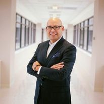 Dr. Ashmed Vazquez MD